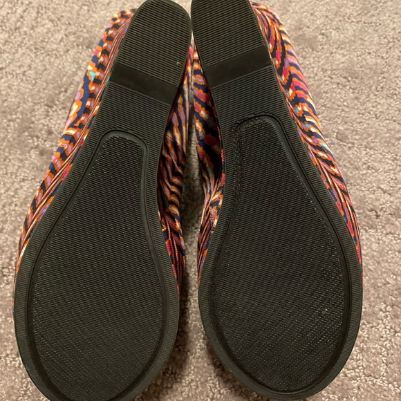 Steve Madden Retro Platform Wedge - NWOT - Picture 4 of 4